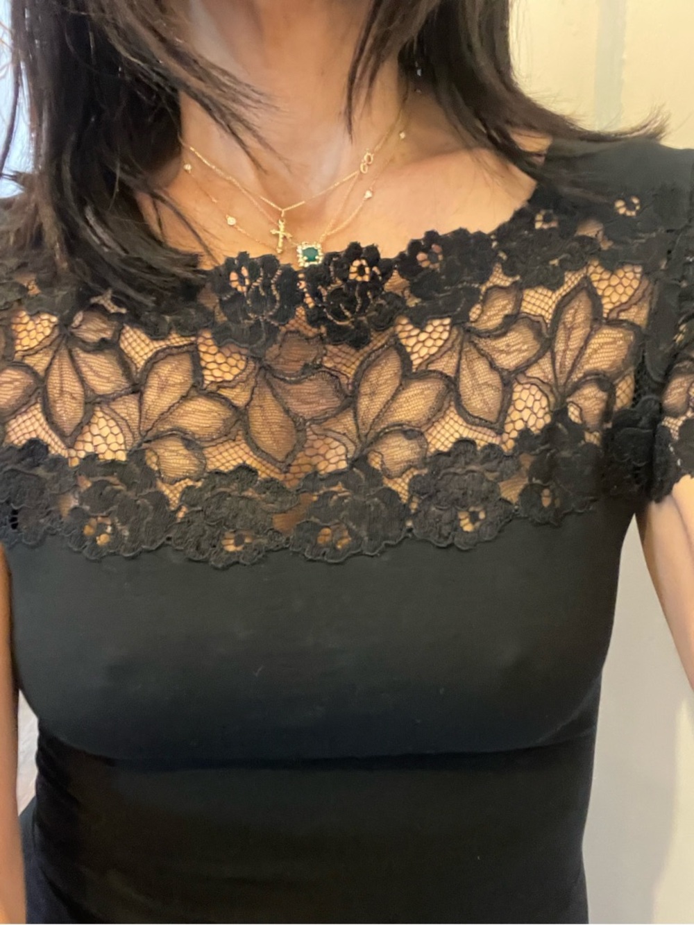 Natori Black Lace Short Sleeve Top